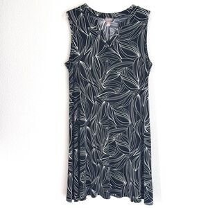 Chico's Black and White Leaf Pattern Midi Dress